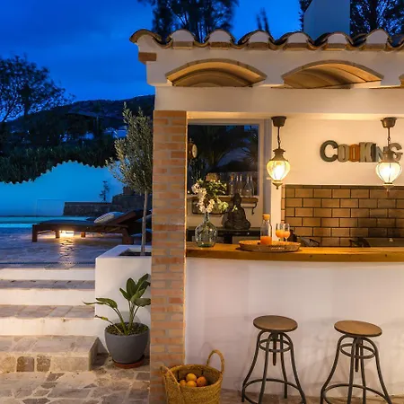 Vila Talamanca By Abahana *
